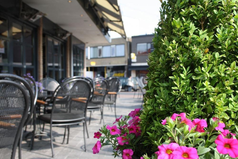 Hotel Restaurant De Zwaan Raalte Extérieur photo