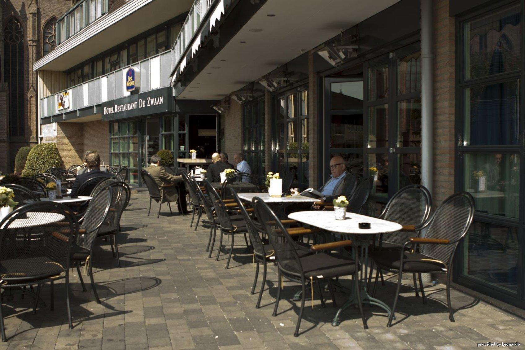 Hotel Restaurant De Zwaan Raalte Extérieur photo