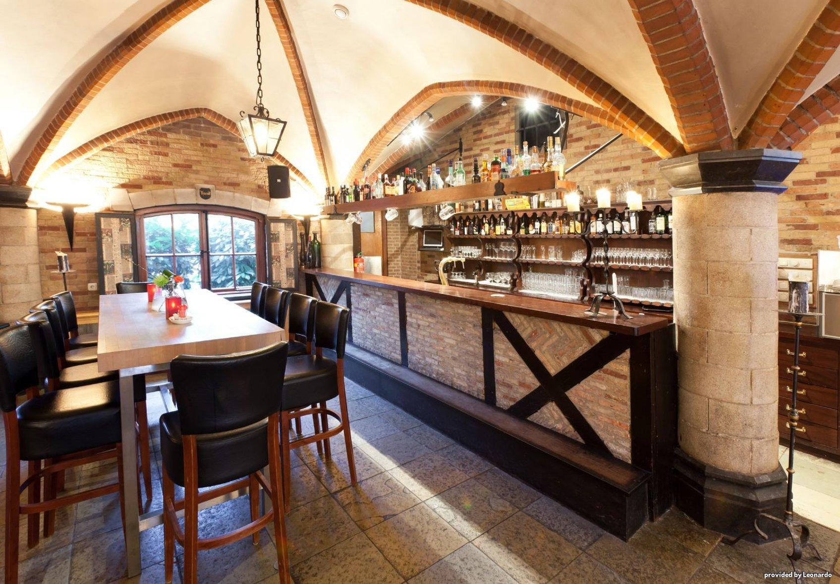Hotel Restaurant De Zwaan Raalte Extérieur photo