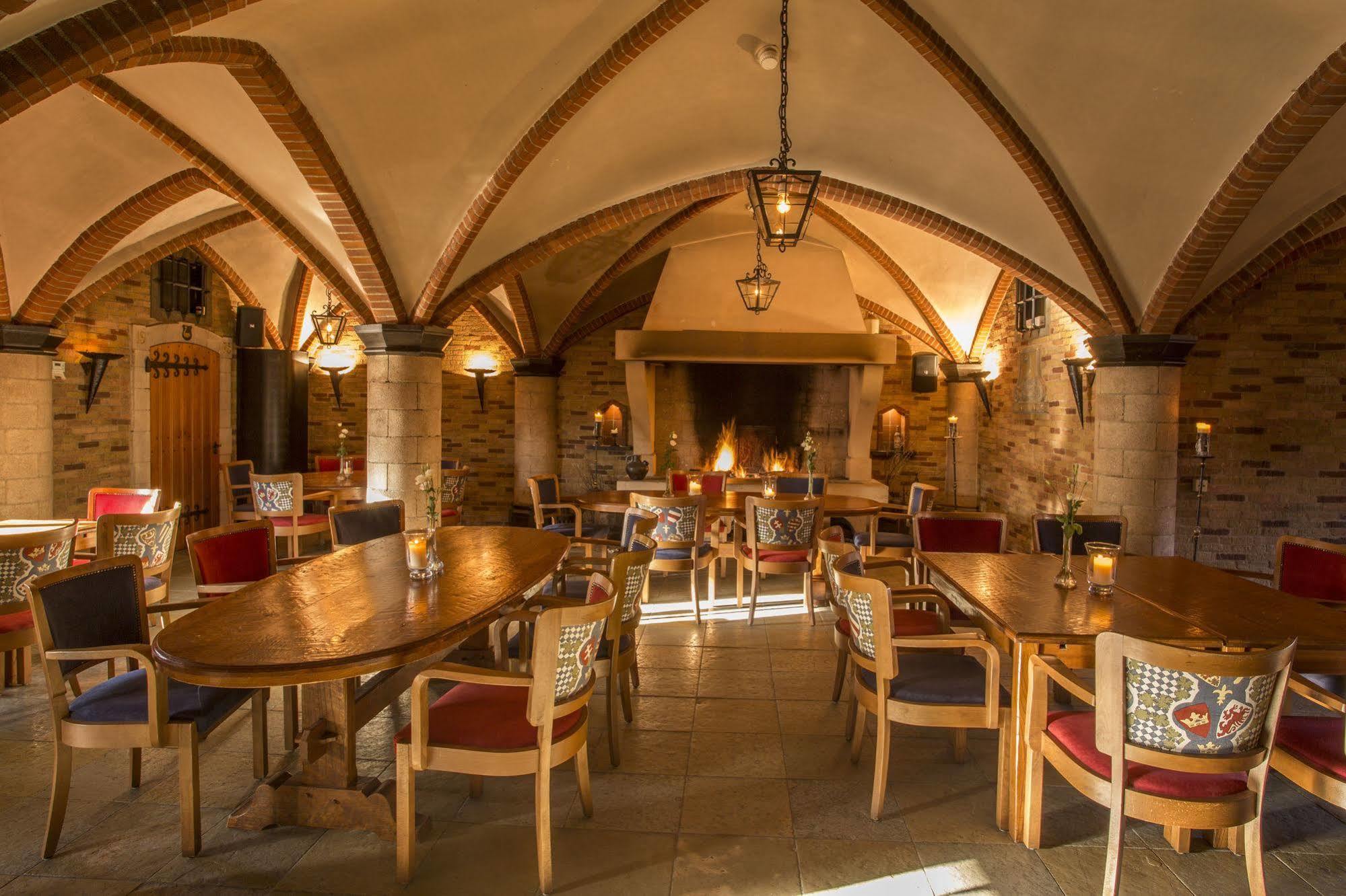 Hotel Restaurant De Zwaan Raalte Extérieur photo